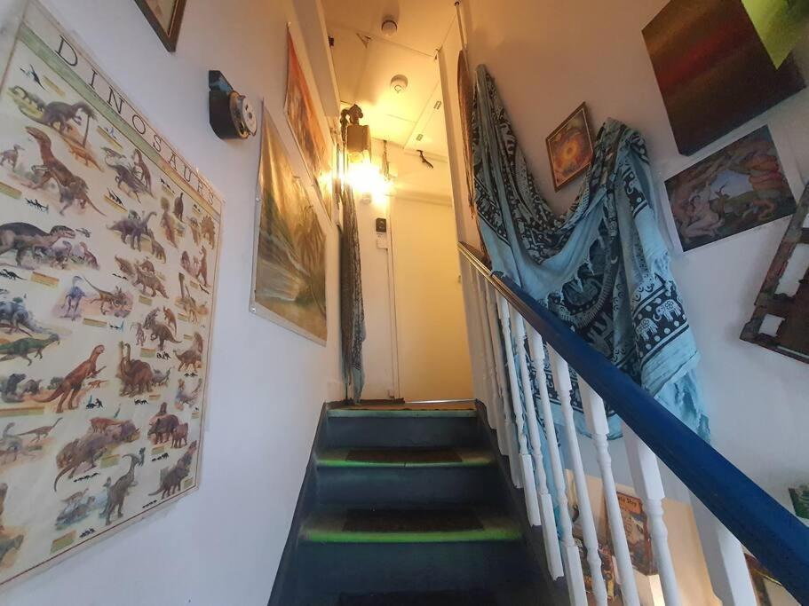 Cyber-Art Studio In Camden London Ngoại thất bức ảnh